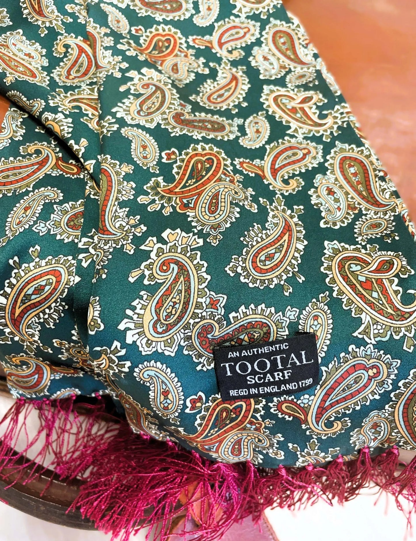 Tootal Men's TV5938 Paisley Silk Scarf Racing Green