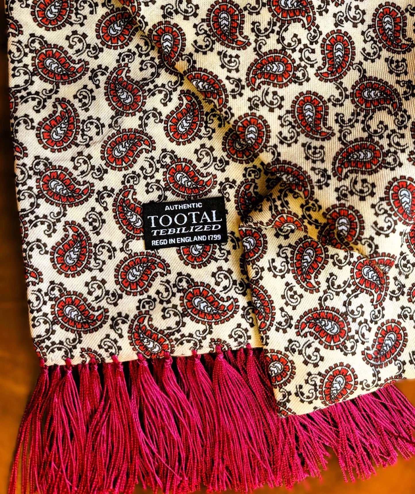 Tootal Men's TB8201 Paisley Rayon Scarf Clotted Cream